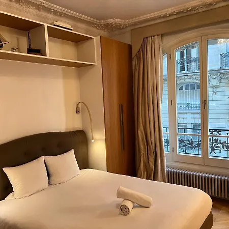 Aparthotel Raynouard Apartment