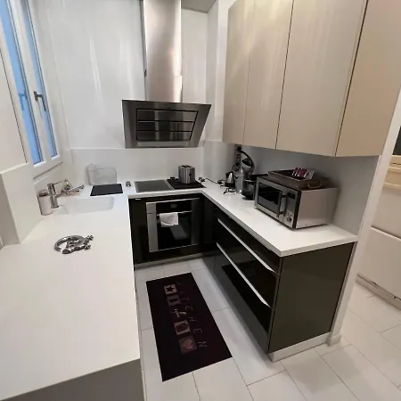 Aparthotel Raynouard Apartment Paris