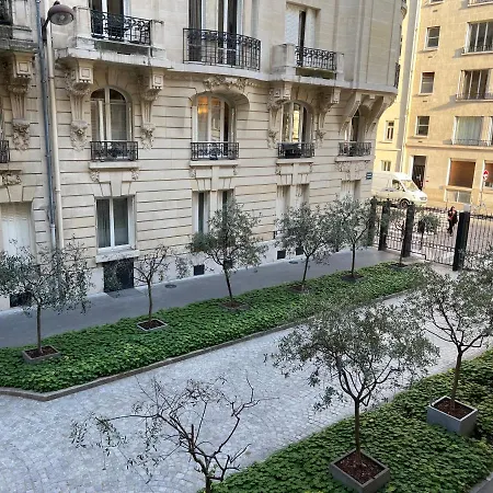 Aparthotel Raynouard Apartment *