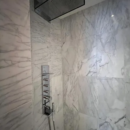 Raynouard Apartment Paris